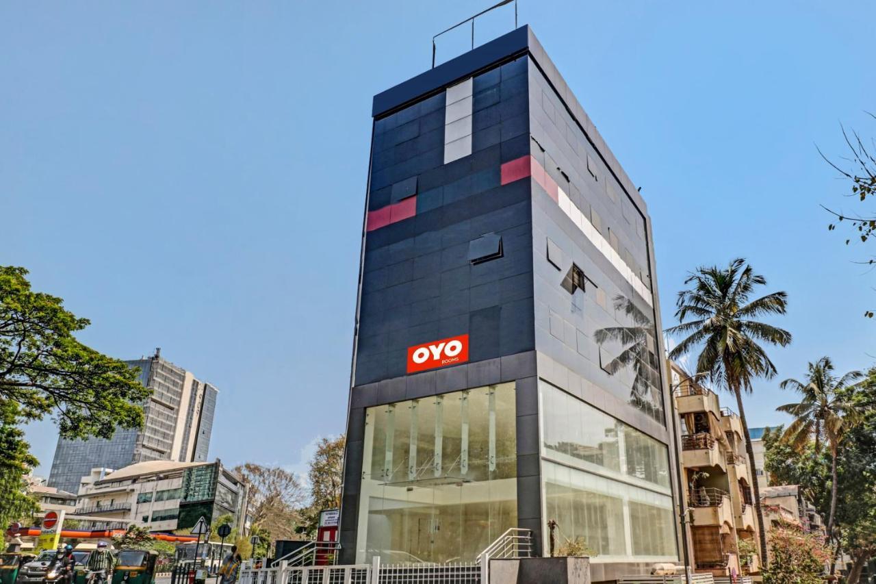 Oyo Townhouse 251 Richmond Circle Hotel Bangalore Exterior photo